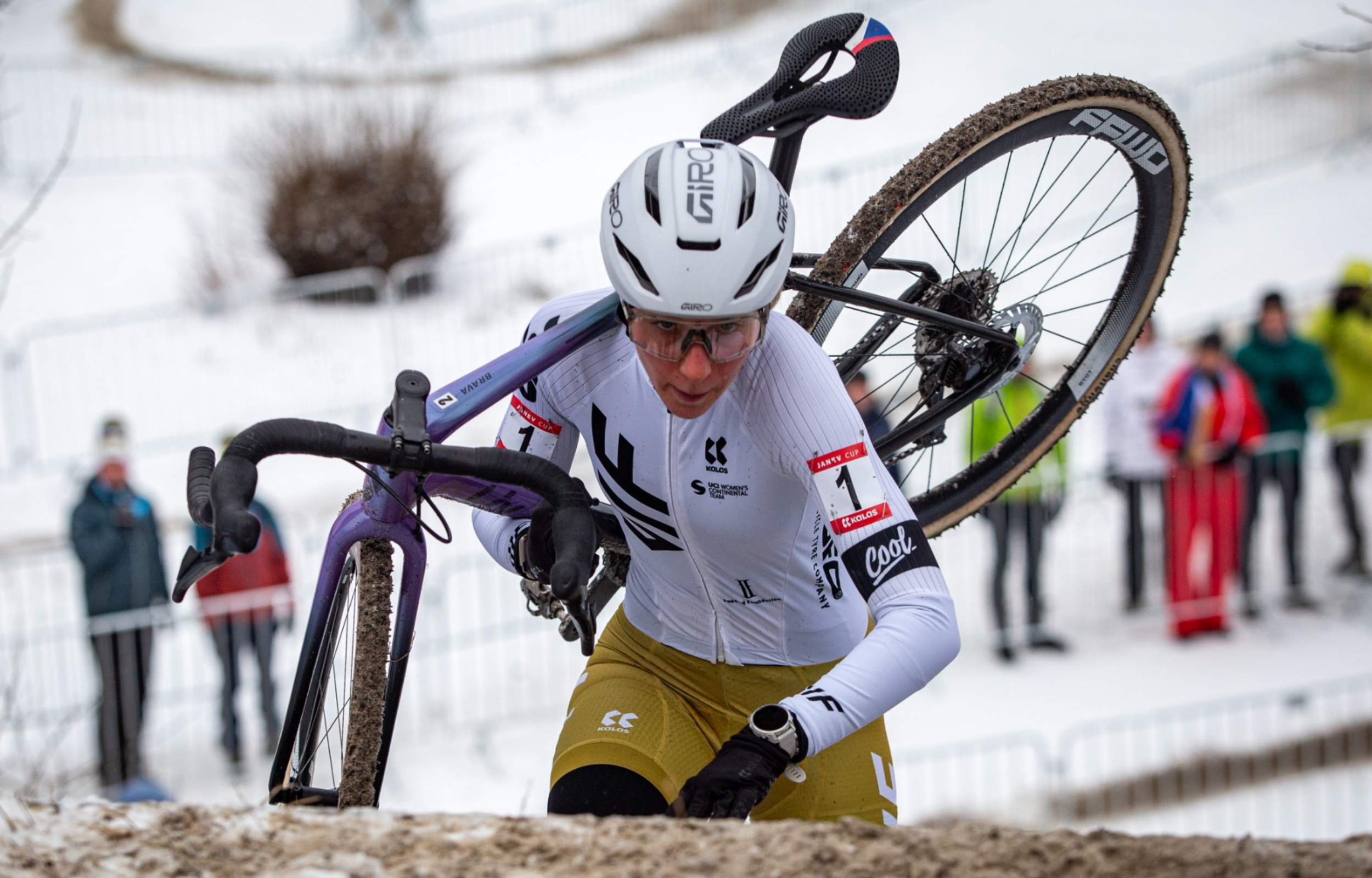 Inside the Mind of Kristýna Zemanová: Cyclocross, Winter Training and Life in the Saddle